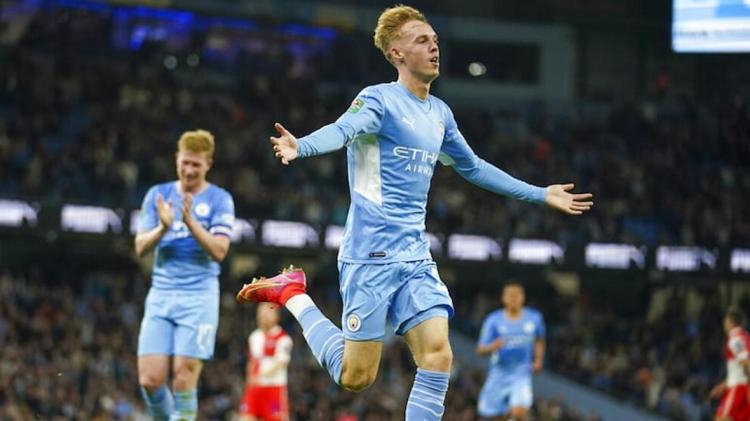 Manchester City onu daha 8 yaşındayken keşfetti Ali Koç transferi İstanbulda bitirecek