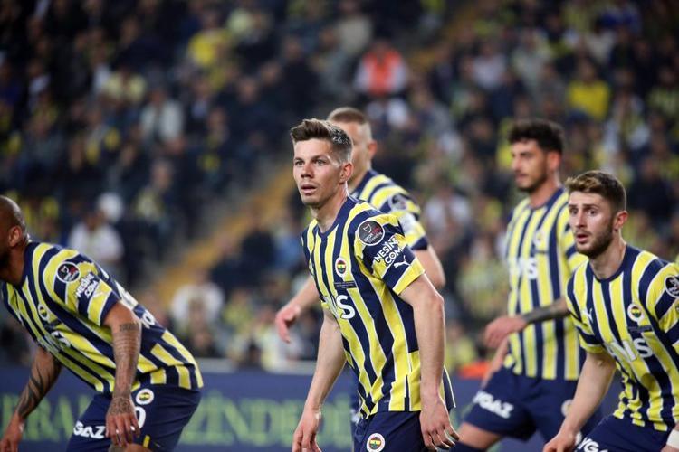 Birini Beşiktaşla Napoli, diğerini Atletico Madrid ve Mallorca istiyordu Ali Koç bütün planları bozdu