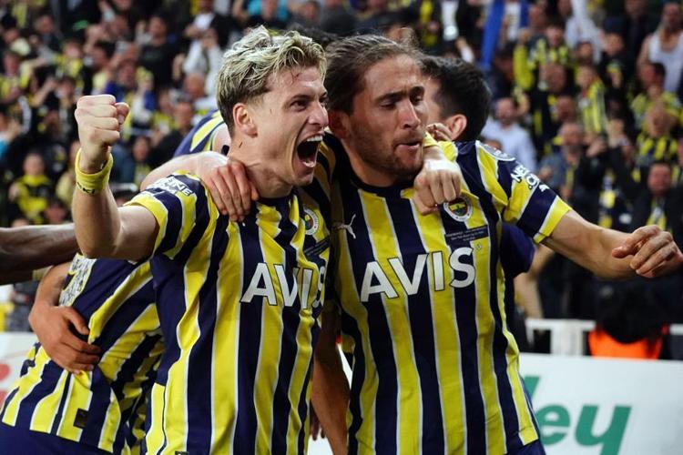 Birini Beşiktaşla Napoli, diğerini Atletico Madrid ve Mallorca istiyordu Ali Koç bütün planları bozdu