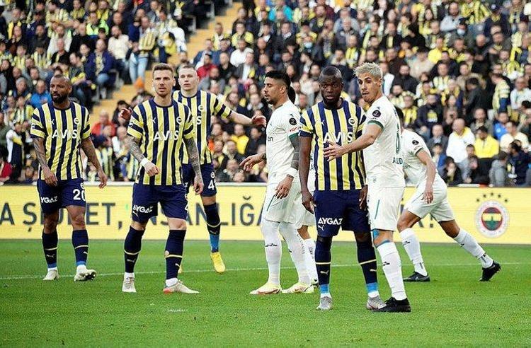 Torreira dediler Fenerbahçenin top kesme canavarı çıktı Serie Anın iki devi Kadıköye geliyor