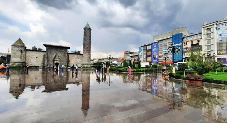 Meteoroloji harita yayınlayıp tarih verdi 21 il için sel uyarısı: İstanbul, Ankara, İzmir