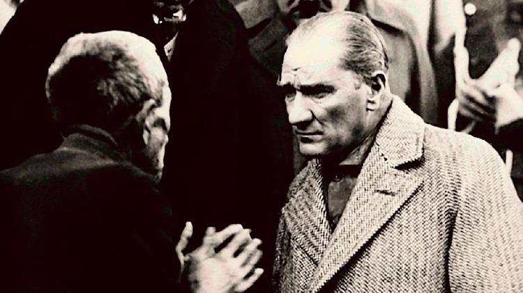 Atatürkün yanından ayırmadığı fotoğrafçı Tarihe damga vuran anın hikayesi ortaya çıktı