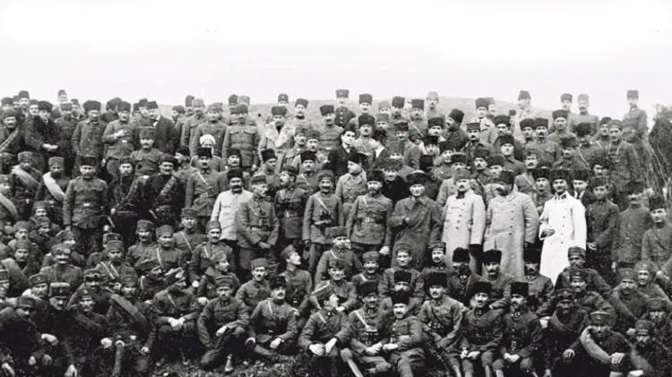 Atatürkün yanından ayırmadığı fotoğrafçı Tarihe damga vuran anın hikayesi ortaya çıktı