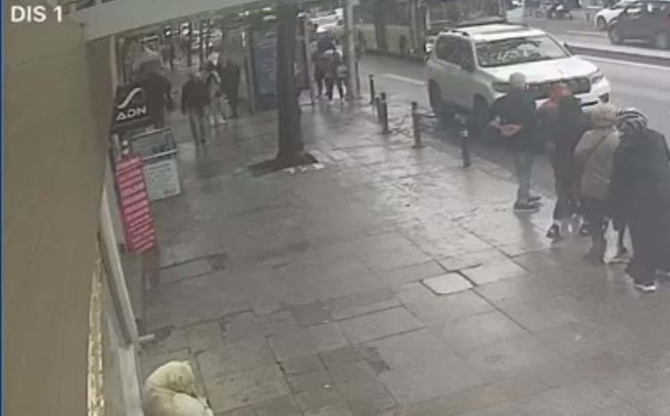 İstanbulda bıçaklı ev sahibi dehşeti Kiracısından 10 bin lira zam istemiş