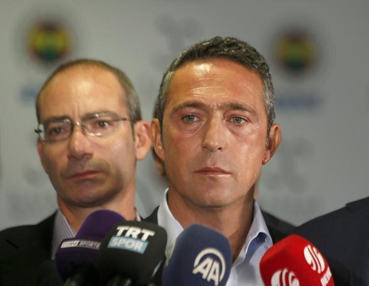 Fenerbahçede bunalıma girdiğini söyledi menajerine talimat verdi 3 ayrılık birden