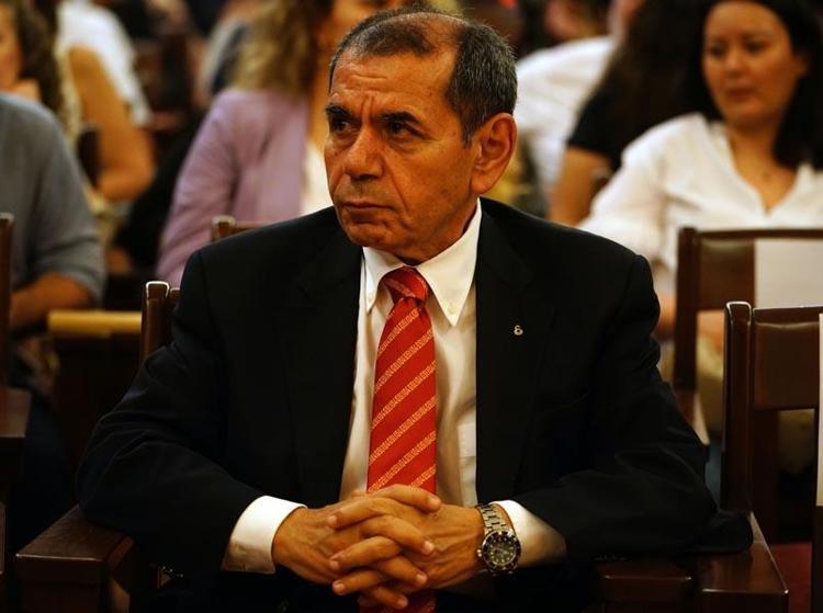 Ali Koç Dursun Özbeke şampiyonluk kupasını kaldırtmayacak TFFde olay var