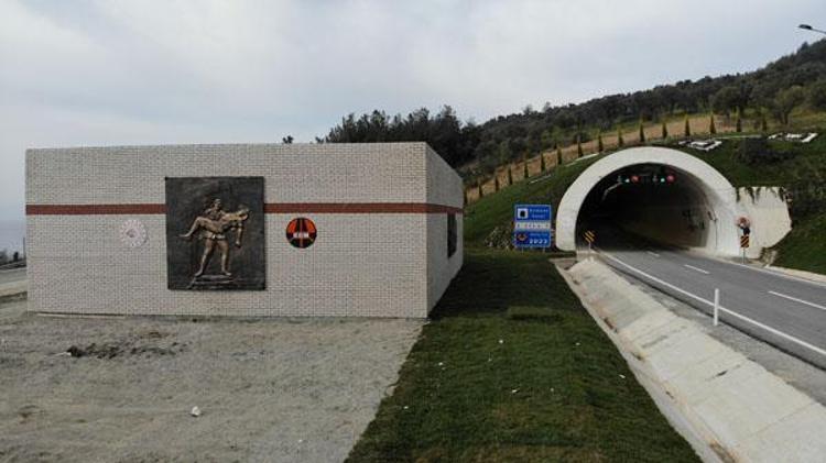 45 dakikalık yol 25 dakikaya düştü Karayolu ulaşımını güvenli hale getirecek