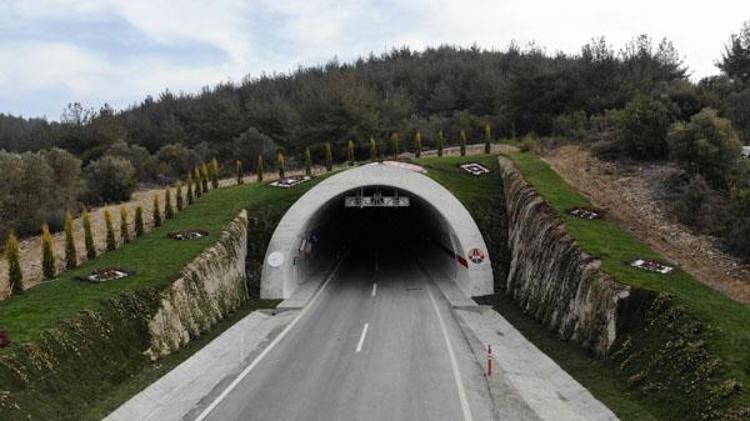 45 dakikalık yol 25 dakikaya düştü Karayolu ulaşımını güvenli hale getirecek