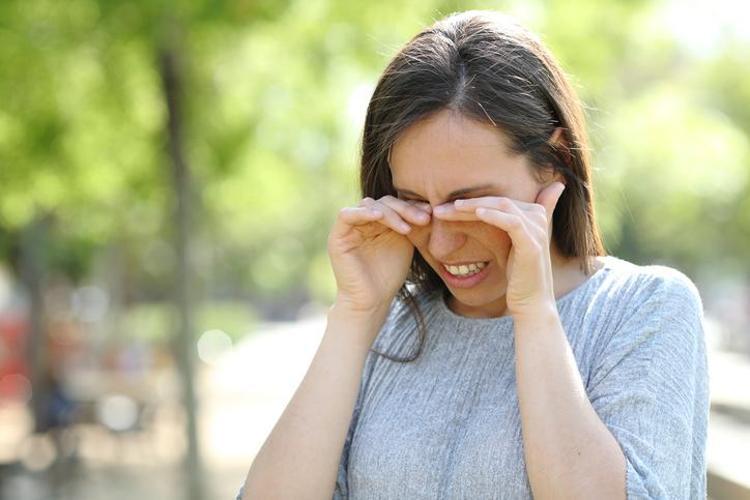 Gözün doğal görünümünü bozan hastalık: Pterjium