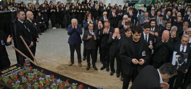 Yalı Çapkını dizisinde o sahneye makas attılar Hikayeden son anda çıkarıldı, ibre Peline döndü