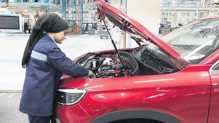 Elektrikli otomobil için belgeli montajcı