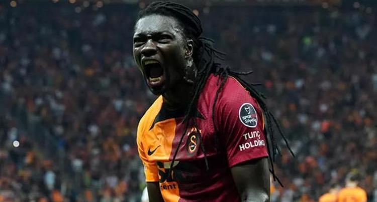 İkisi için oynarlarsa Galatasarayı şampiyon yaparlar deniyordu Okan Buruk 5 oyuncunun hesabını kesti