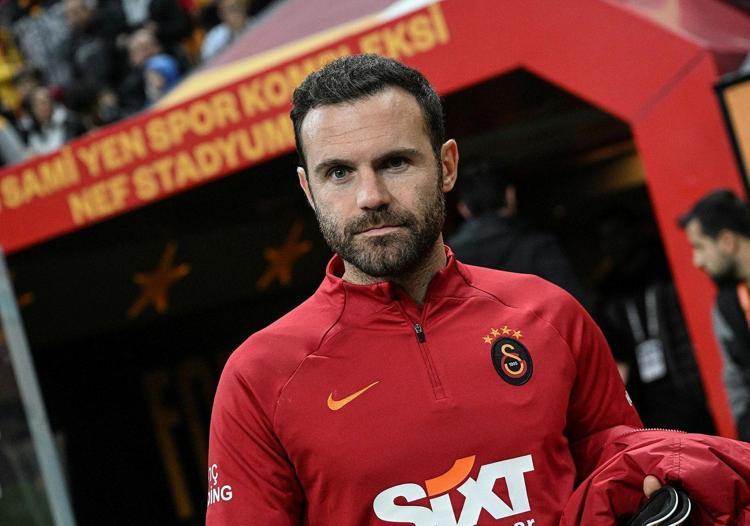 İkisi için oynarlarsa Galatasarayı şampiyon yaparlar deniyordu Okan Buruk 5 oyuncunun hesabını kesti
