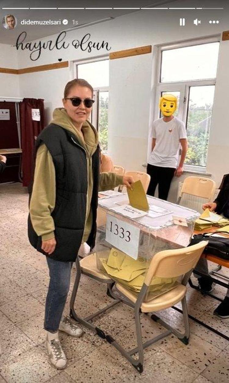 Ünlüler sandık başına gitti