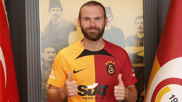 Galatasaray yılın 2 bombasını patlattı Kante ve Ziyech...