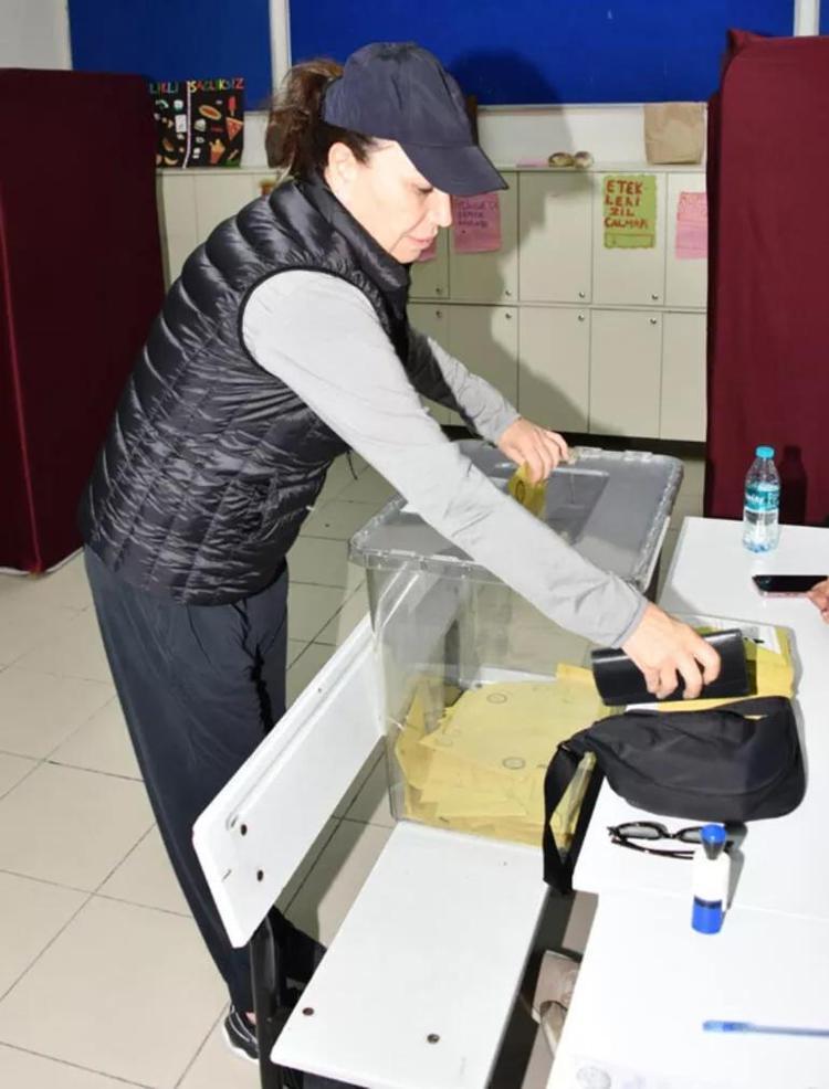 DEMET AKBAĞ