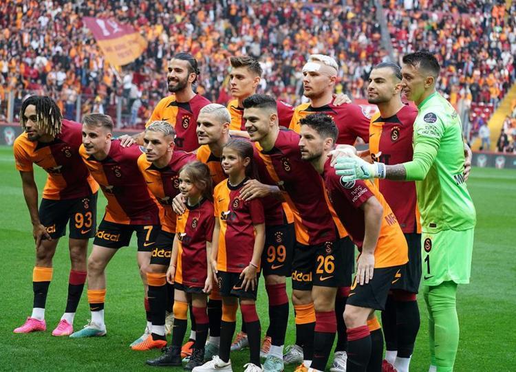 Arda Turan, Selçuk İnan, Caner Erkin hepsi oradan gelmişti Okan Buruka 18 yaşında wonderkid