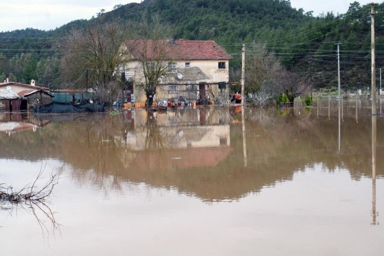 Meteorolojiden son dakika uyarısı: Sağanak yağmur, sel ve dolu Tarih belli oldu