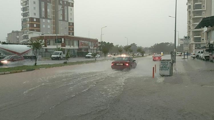 Meteorolojiden son dakika uyarısı: Sağanak yağmur, sel ve dolu Tarih belli oldu