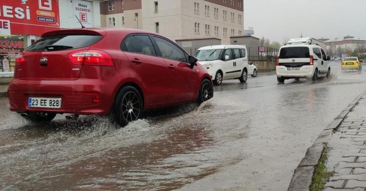 Meteorolojiden son dakika uyarısı: Sağanak yağmur, sel ve dolu Tarih belli oldu