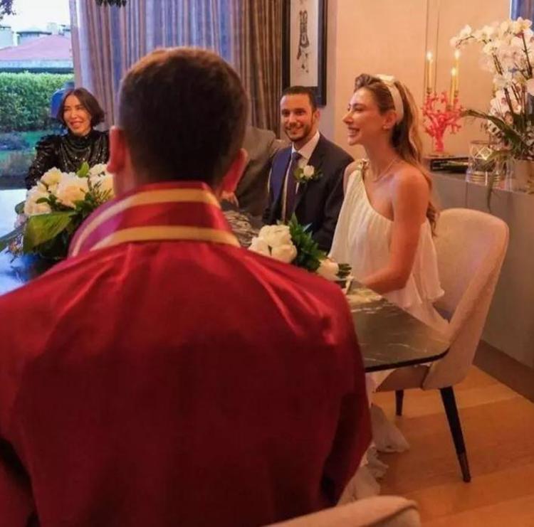 Şeyma Subaşı ile Mohammed Alsaloussi Balide Yüzünde güller açıyor resmen