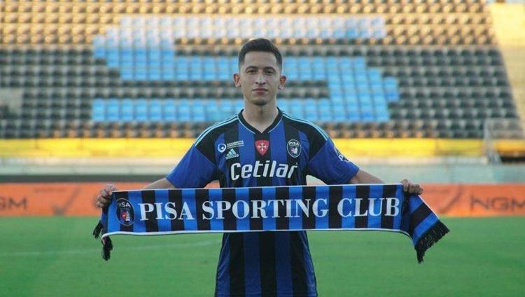 Galatasarayın ilk transferi 17 yaşında bir yerli Dursun Özbek Selçuk İnanın kapısını çaldı