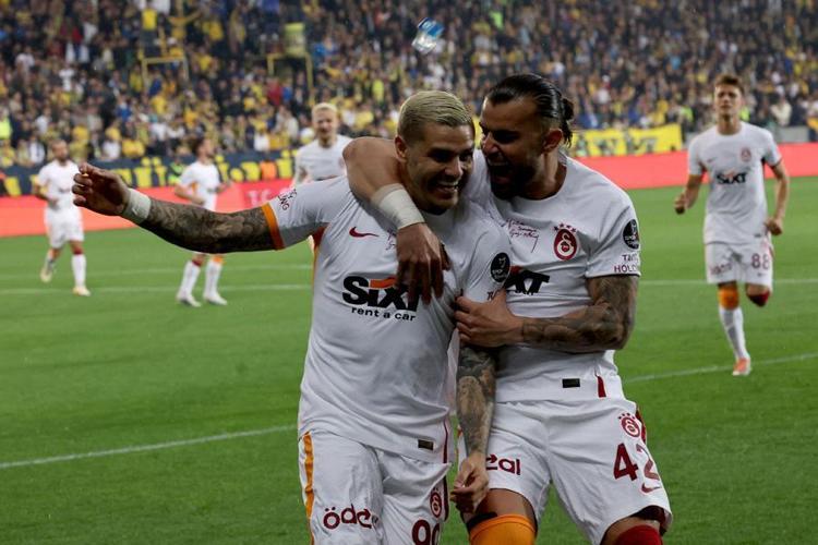 Ne Okan Buruk ne İcardi Herkes onu konuşuyor: Hem kanat, hem kanat forvet hem de 10 numara