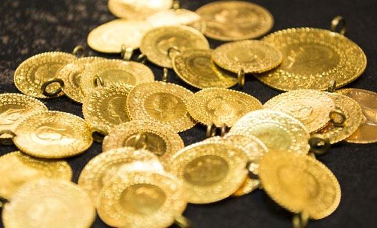 Altın fiyatlarında tarihi rekor Kritik seviye aşıldı, yeni tahmin geldi