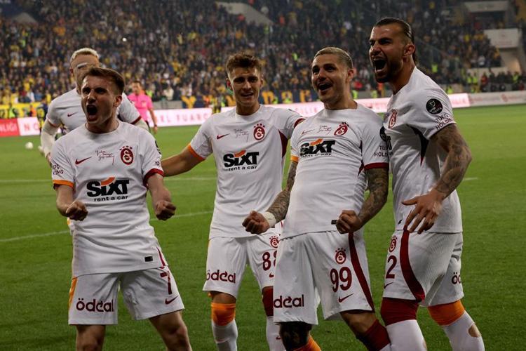 Galatasaray İcardi, Rashica, Yusuf Demir ve Kaan Ayhanın bonservislerini çıkardı İşte kasaya girecek devasa para