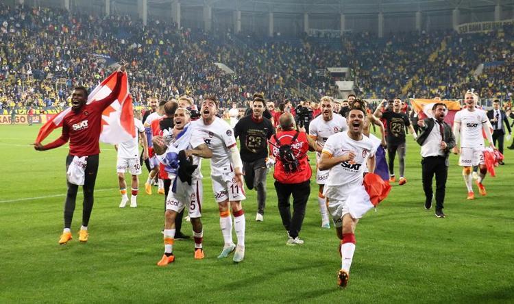 LEQUIPE: ICARDIDEN 3 MAÇTA 3 DUBLE BİRDEN