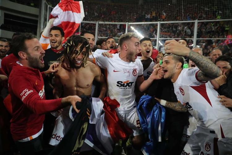 Dursun Özbekin görüştüğü 6 numarayı açıkladı Torreiranın yerine...