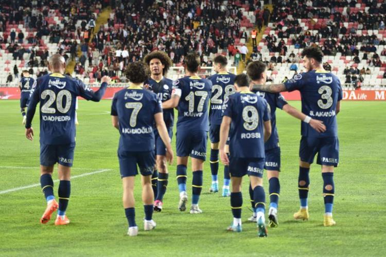 Ses kayıtları, İcardi ve Aboubakarın elden kaçması, Jorge Jesusun inadı... İşte Fenerbahçenin bozulan büyüsü