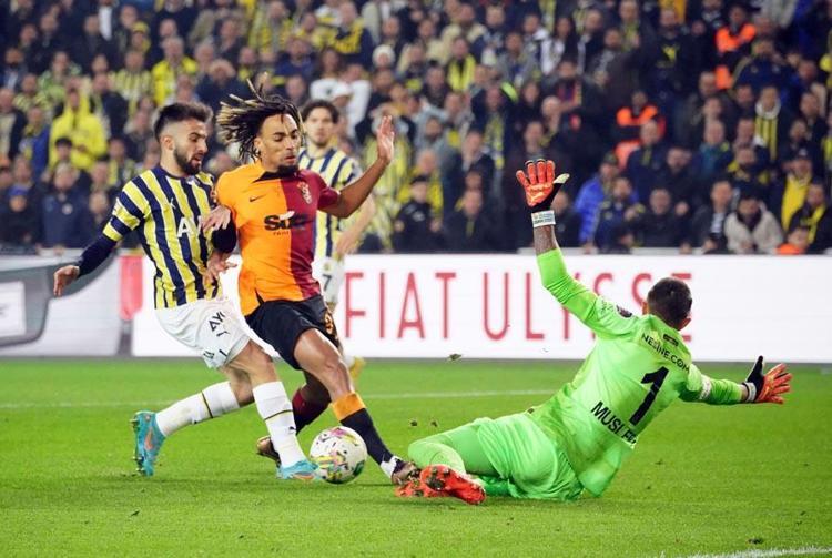 Galatasaray-Fenerbahçe derbisi öncesi bomba etkisi yaratan tahmin İcardi Samet Akaydını...