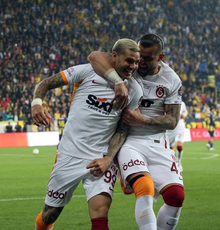 Wanda Nara sosyal medyadan paylaştı Galatasaraylılar kahroldu: Sizi asla unutmayacağız