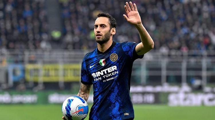 Hakan Çalhanoğlu ile ilgili önemli gelişme Galatasaray iddiası vardı