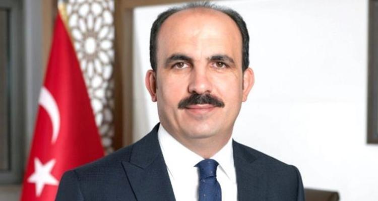 Uğur İbrahim Altay hangi görevlerde bulundu