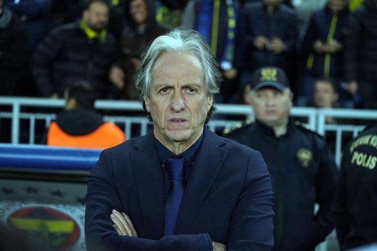 Ali Koçtan akla hayale gelmeyecek transfer bombası Bonservisini çöz Fenerbahçeye imza at