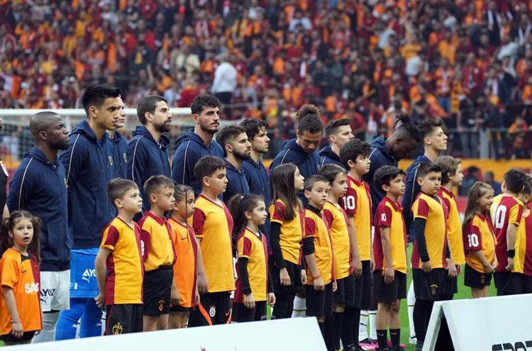 42 topun 22sini kaybetti Erman Toroğlu Arda Güleri topa tuttu