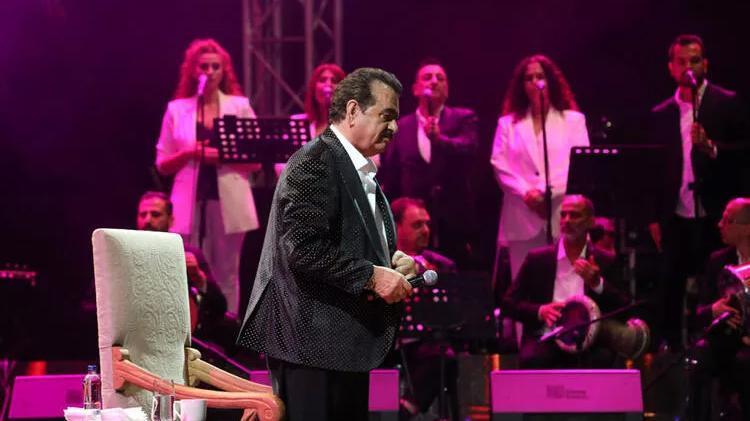 İbrahim Tatlıses sevgisi yağmur dinlemedi