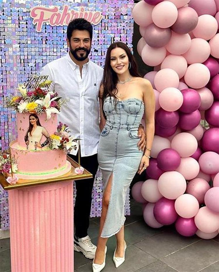 Fahriye Evcen 37 yaşına bastı Nice senelerin olsun kuzum