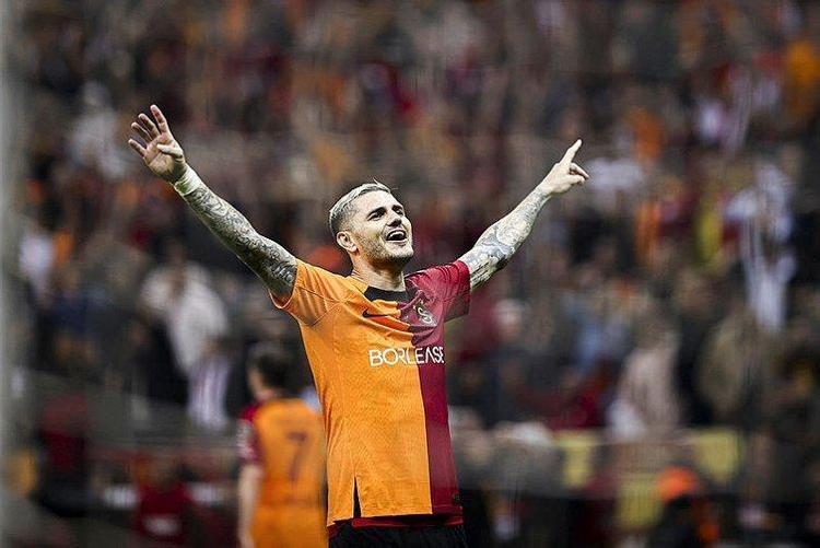 Berlusconi yine Galatasarayın kapısını çaldı Boey olmadı 20 yaşındaki orta saha için görüşmelere başladı