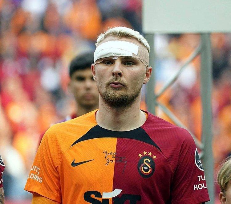 Berlusconi yine Galatasarayın kapısını çaldı Boey olmadı 20 yaşındaki orta saha için görüşmelere başladı