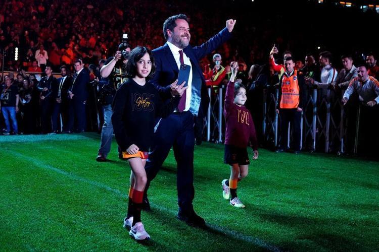 ERDEN TİMUR TESİSTE KALIYOR
