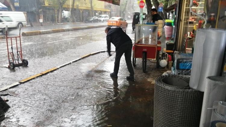 Meteorolojiden 1 hafta sürecek yağışlar için son dakika uyarısı Çok kuvvetli geliyor