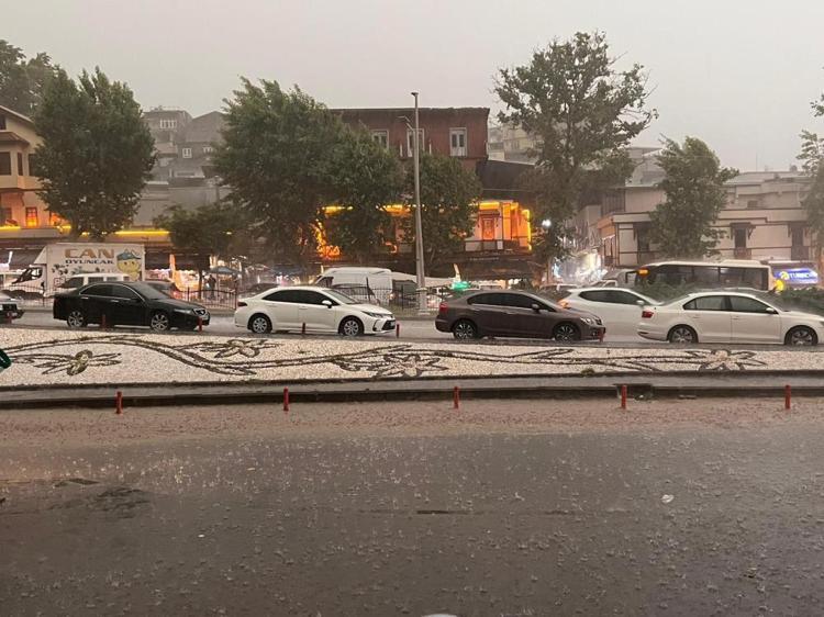 Meteorolojiden 1 hafta sürecek yağışlar için son dakika uyarısı Çok kuvvetli geliyor