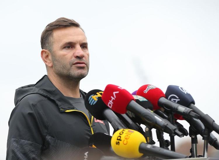 Okan Buruk ilk transferini açıkladı Come to Galatasaray şeyine başlayalım