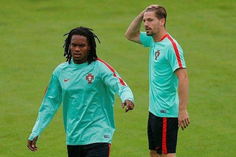 Sadece Jorge Jesus mu Fenerbahçede 8 futbolcu Samandıradaki eşyalarını boşalttı