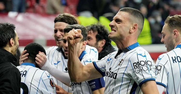 Aziz Yıldırım bedavaya elinden kaçırdı Okan Buruk onu Newcastleın elinden kaptı