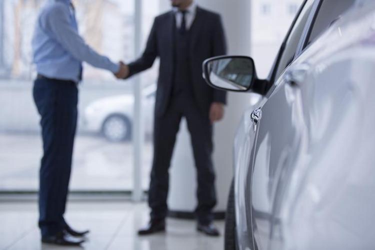 “OTOMOBİL ALAMAZSAM DOLAR ALACAĞIM