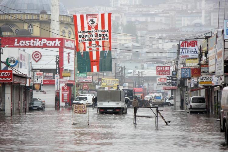 METREKAREYE 53,2 KİLOGRAM YAĞMUR DÜŞTÜ